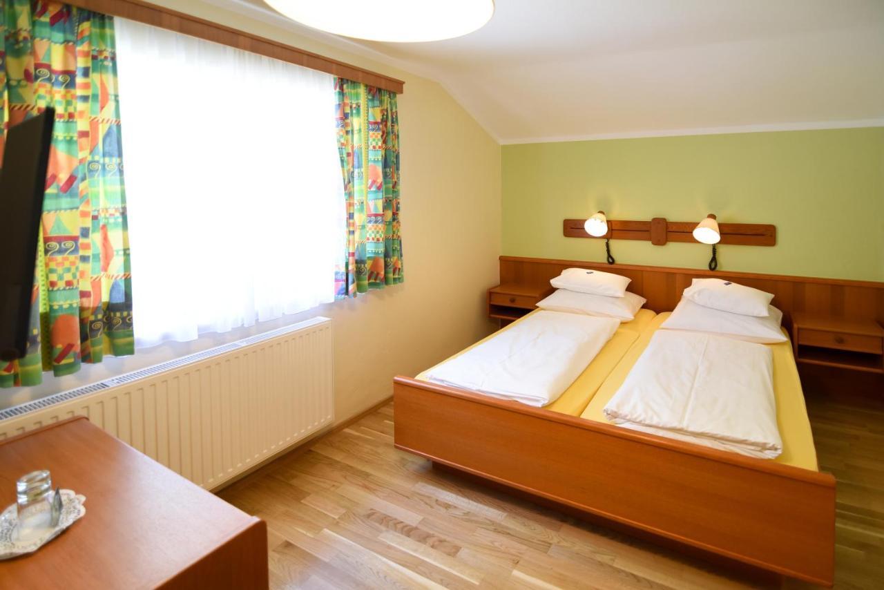 Pension Seiwald In Koetschach Kaernten ภายนอก รูปภาพ
